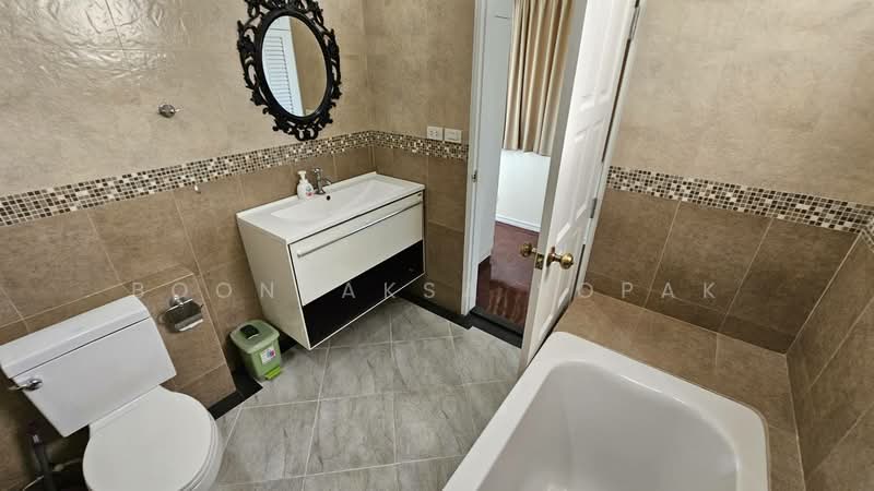Tai Ping Towers, Bangkok, 582 Soi Sukhumvit 63, Khlong Tan Nua, Watthana, Bangkok, 3 Bedrooms, 120 sqm, Condo For Rent, by Boonraksa Sopak, 500459540 - DDproperty.com