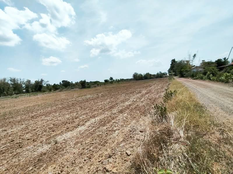 ที่ดินหนองบัว นครสวรรค์, Nakhon Sawan, Nong Klap, Nong Bua, Nakhon Sawan, , 24,000 sqm, Land For Sale, by The Best Property ปัต, 500459576 - DDproperty.com