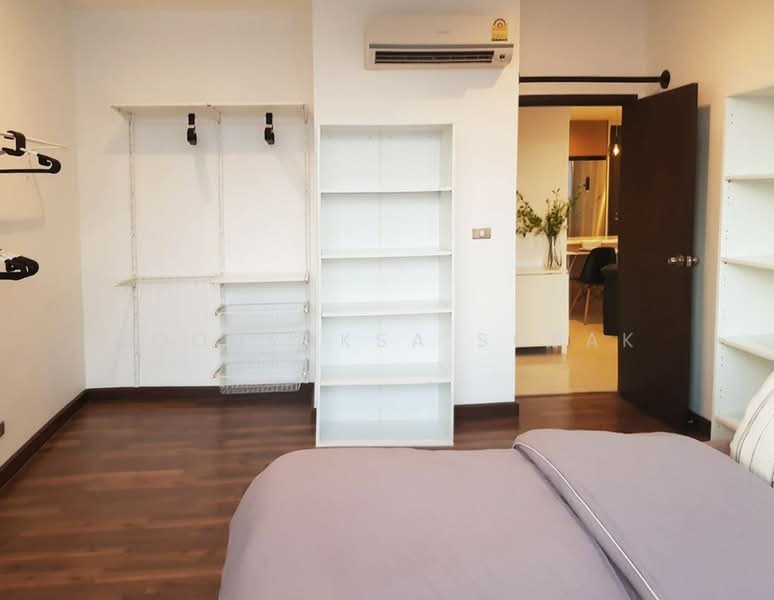 The Rajdamri, Bangkok, Ratchadamri Road, Lumphini, Pathum Wan, Bangkok, 1 Bedroom, 67 sqm, Condo For Rent, by Boonraksa Sopak, 500459581 - DDproperty.com