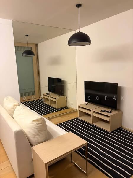 Liv @ 49, Bangkok, 9 Sukhumvit 49 Rd, Khlong Tan Nua, Watthana, Bangkok, 1 Bedroom, 39 sqm, Condo For Rent, by Boonraksa Sopak, 500459588 - DDproperty.com