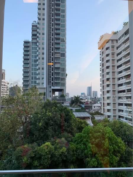 Liv @ 49, Bangkok, 9 Sukhumvit 49 Rd, Khlong Tan Nua, Watthana, Bangkok, 1 Bedroom, 39 sqm, Condo For Rent, by Boonraksa Sopak, 500459588 - DDproperty.com