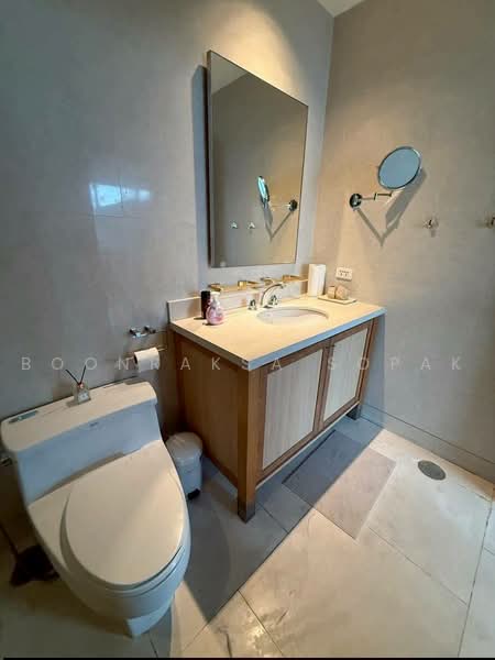 The Emporio Place, Bangkok, 93 Soi Sukhumvit 24, Sukhumvit Road, Khong Tan, Khlong Toei, Bangkok, Studio, 47 sqm, Condo For Rent, by Boonraksa Sopak, 500459592 - DDproperty.com