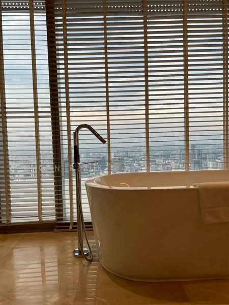 Magnolias Ratchadamri Boulevard, Bangkok, Ratchadamri Road, Lumphini, Pathum Wan, Bangkok, 3 Bedrooms, 360 sqm, Condo For Rent, by Boonraksa Sopak, 500459622 - DDproperty.com