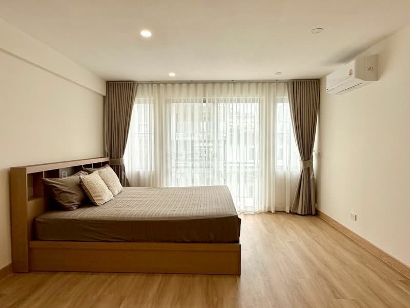 Raintree Villa, Bangkok, 108 198 Soi Sukhumvit 53, Khlong Tan Nua, Watthana, Bangkok, 1 Bedroom, 66 sqm, Condo For Rent, by Boonraksa Sopak, 500459638 - DDproperty.com