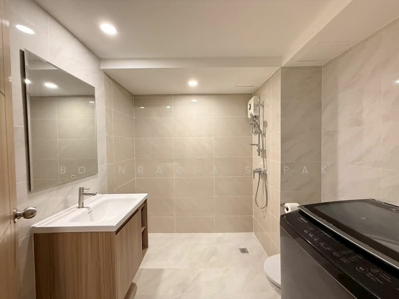 Raintree Villa, Bangkok, 108 198 Soi Sukhumvit 53, Khlong Tan Nua, Watthana, Bangkok, 1 Bedroom, 66 sqm, Condo For Rent, by Boonraksa Sopak, 500459638 - DDproperty.com