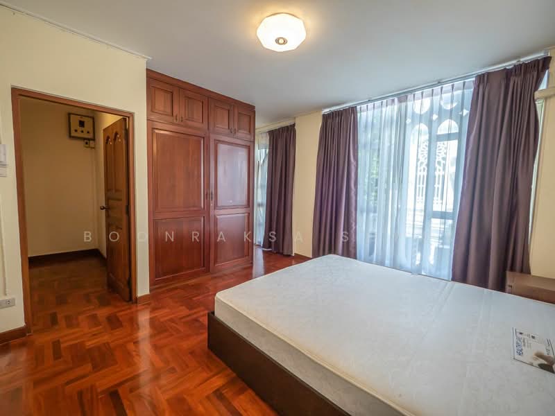 undefined, Bangkok, Khlong Tan Nua, Watthana, Bangkok, 5 Bedrooms, 350 sqm, Townhouse For Rent, by Boonraksa Sopak, 500459639 - DDproperty.com