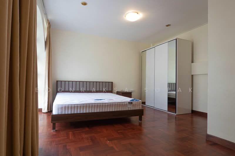 undefined, Bangkok, Khlong Tan Nua, Watthana, Bangkok, 5 Bedrooms, 350 sqm, Townhouse For Rent, by Boonraksa Sopak, 500459639 - DDproperty.com