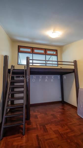 undefined, Bangkok, Khlong Tan Nua, Watthana, Bangkok, 5 Bedrooms, 350 sqm, Townhouse For Rent, by Boonraksa Sopak, 500459639 - DDproperty.com