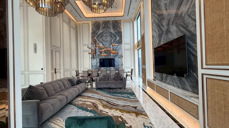The Esse at Singha Complex, Bangkok, 1788 New Petchaburi Rd, Khlongtoei Nua, Watthana, Bangkok, 3 Bedrooms, 285 sqm, Condo For Rent, by Boonraksa Sopak, 500459657 - DDproperty.com