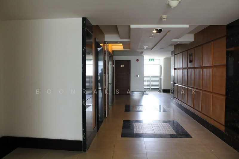 Urbana Sathorn, Bangkok, 55 South Sathorn Road, Thung Maha Mek, Sathon, Bangkok, 1 Bedroom, 67 sqm, Apartment For Rent, by Boonraksa Sopak, 500459676 - DDproperty.com