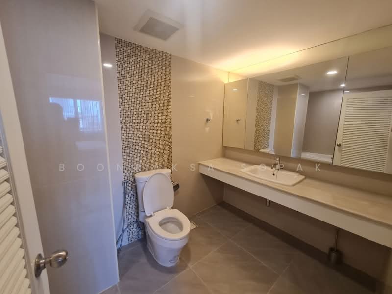 Royal Castle Sukhumvit : รอยัล คาสเซอร์ สุขุมวิท, กรุงเทพ, 30 ซอยสุขุมวิท 39, คลองเตยเหนือ, วัฒนา, กรุงเทพ, 139 ตร.ม., คอนโด ให้เช่า, โดย Boonraksa Sopak, 500459684 - DDproperty.com