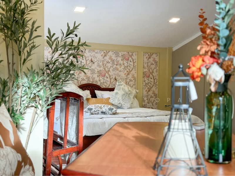 บ้าน 5-ห้องนอน, กรุงเทพ, ดินแดง, กรุงเทพ, 300 ตร.ม., บ้านเดี่ยว ให้เช่า, โดย Boonraksa Sopak, 500459685 - DDproperty.com