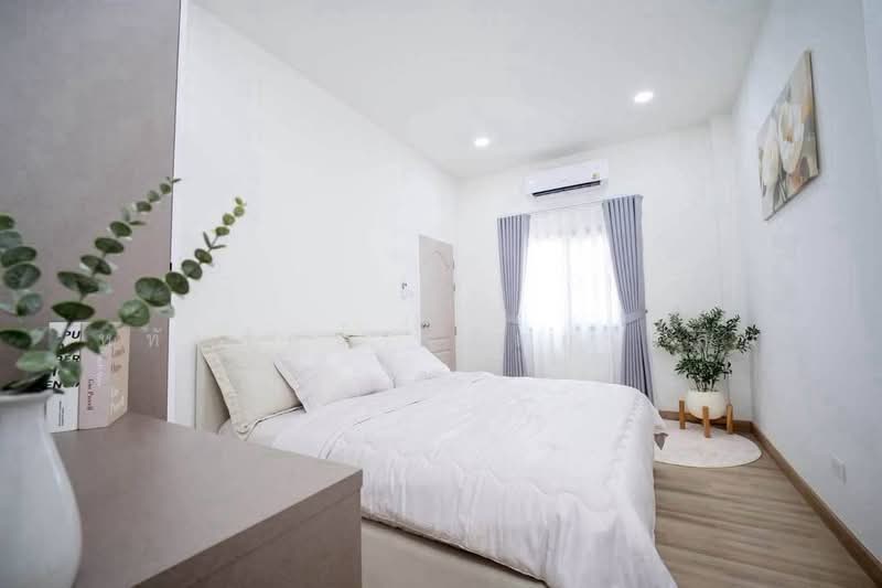 Kulaphan ville 9, Chiang Mai, เชียงใหม่-หางดง, Ban Waen, Hang Dong, Chiang Mai, 4 Bedrooms, 245 sqm, Single Detached House For Sale, by หทัยรัตน์ จรัสอุไรสิน, 500459687 - DDproperty.com