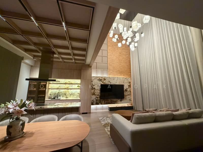 3-BR Townhouse, Bangkok, Bang Chak, Phra Khanong, Bangkok, 3 Bedrooms, 320 sqm, Townhouse For Rent, by Boonraksa Sopak, 500459689 - DDproperty.com