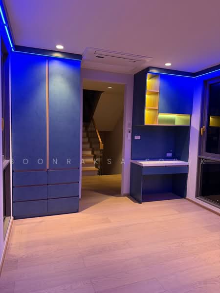 3-BR Townhouse, Bangkok, Bang Chak, Phra Khanong, Bangkok, 3 Bedrooms, 320 sqm, Townhouse For Rent, by Boonraksa Sopak, 500459689 - DDproperty.com