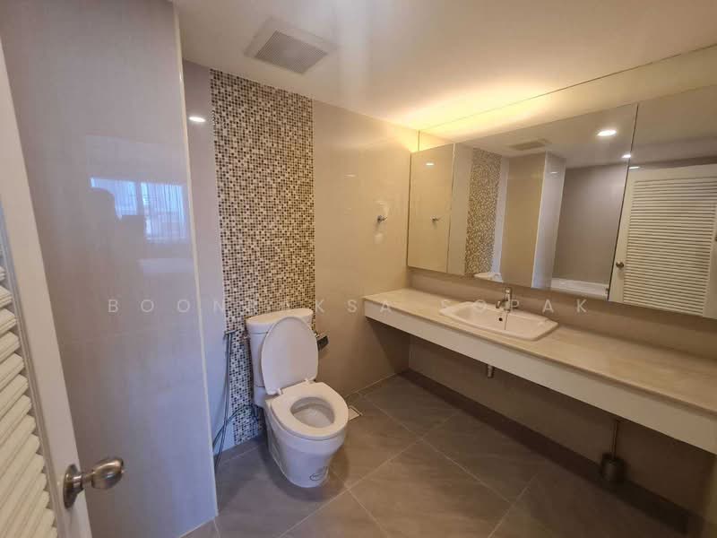 Royal Castle Sukhumvit : รอยัล คาสเซอร์ สุขุมวิท, กรุงเทพ, 30 ซอยสุขุมวิท 39, คลองเตยเหนือ, วัฒนา, กรุงเทพ, 140 ตร.ม., คอนโด ให้เช่า, โดย Boonraksa Sopak, 500459697 - DDproperty.com