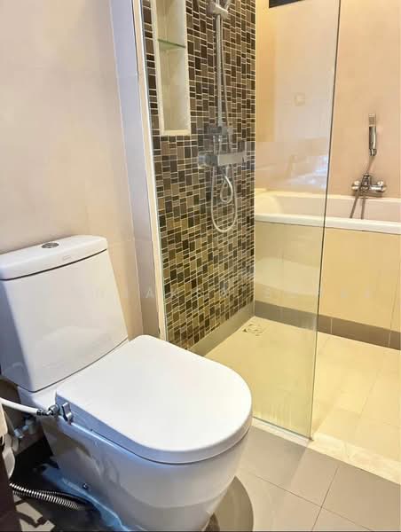 Tidy Deluxe, Bangkok, Soi Sukhumvit 34, Khong Tan, Khlong Toei, Bangkok, 2 Bedrooms, 50 sqm, Condo For Rent, by Boonraksa Sopak, 500459702 - DDproperty.com