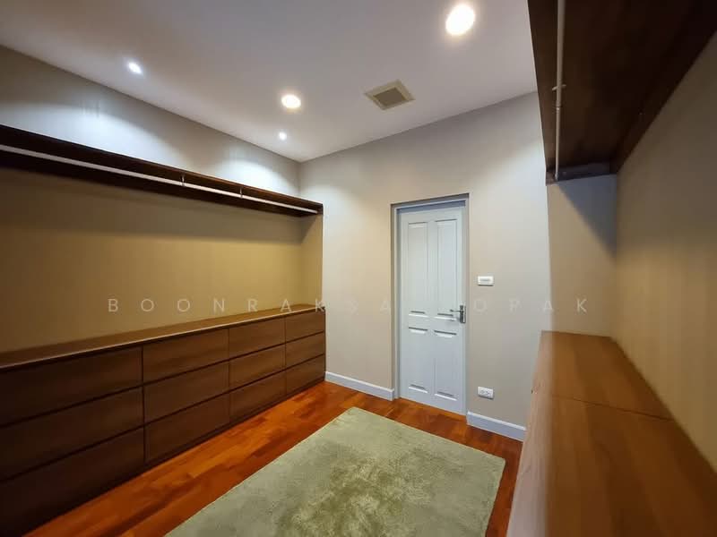 Grand Bangkok Boulevard Sathorn-Kanlapaphruek, Bangkok, Kanlapaphruek Road, Bang Khae, Bangkok, 5 Bedrooms, 400 sqm, Single Detached House For Rent, by Boonraksa Sopak, 500459711 - DDproperty.com