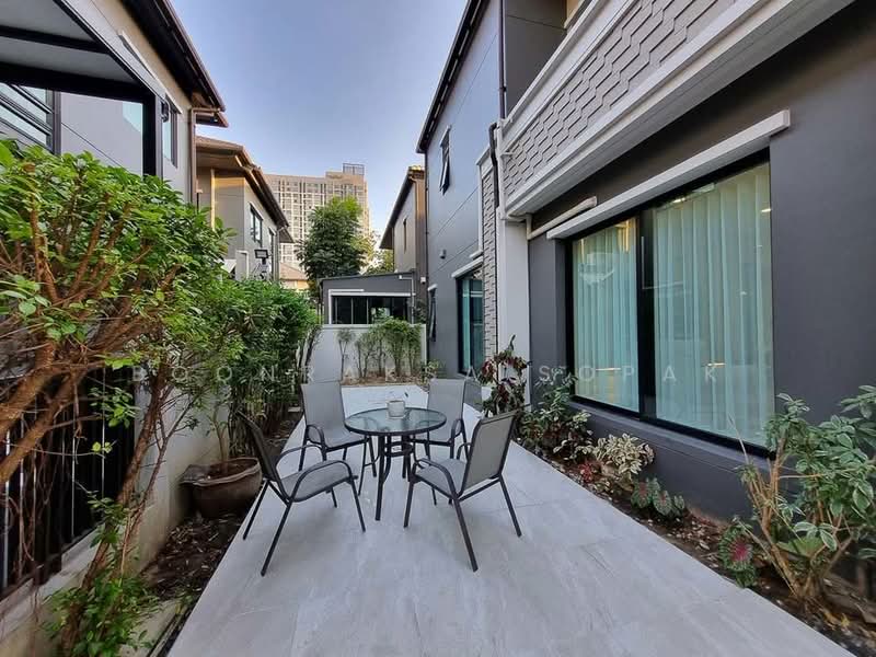 Grand Bangkok Boulevard Sathorn-Kanlapaphruek, Bangkok, Kanlapaphruek Road, Bang Khae, Bangkok, 5 Bedrooms, 400 sqm, Single Detached House For Rent, by Boonraksa Sopak, 500459711 - DDproperty.com