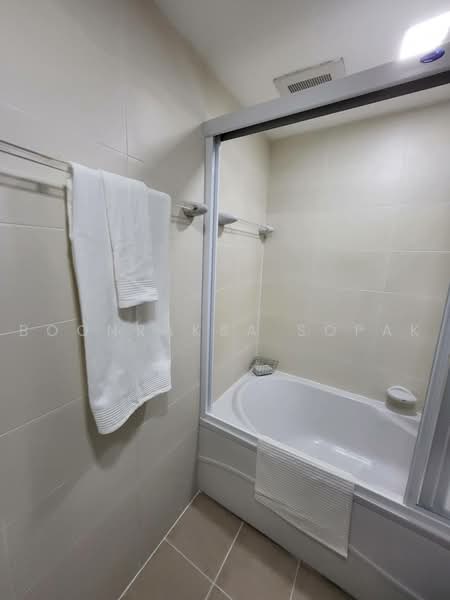 Lumpini Suite Sukhumvit 41, Bangkok, Soi Sukhumvit 41, Khlong Tan Nua, Watthana, Bangkok, 2 Bedrooms, 70 sqm, Condo For Rent, by Boonraksa Sopak, 500459730 - DDproperty.com
