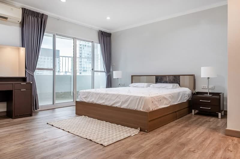 Fifty Fifth Tower, Bangkok, 84 Soi Sukhumvit 55, Sukhumvit Road, Khlong Tan Nua, Watthana, Bangkok, 3 Bedrooms, 223 sqm, Condo For Rent, by Boonraksa Sopak, 500459731 - DDproperty.com