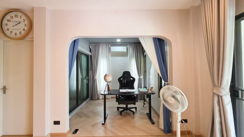 Venue ID Vibhavadi – Phaholyothin, Pathum Thani, Phahonyothin Rd., Khlong Nueng Subdistrict, Khlong Luang District, Khlong Nung, Khlong Luang, Pathum Thani, 4 Bedrooms, 276 sqm, Single Detached House For Sale, by พั้น HSH, 500459740 - DDproperty.com