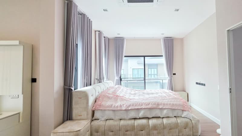 Venue ID Vibhavadi – Phaholyothin, Pathum Thani, Phahonyothin Rd., Khlong Nueng Subdistrict, Khlong Luang District, Khlong Nung, Khlong Luang, Pathum Thani, 4 Bedrooms, 276 sqm, Single Detached House For Sale, by พั้น HSH, 500459740 - DDproperty.com