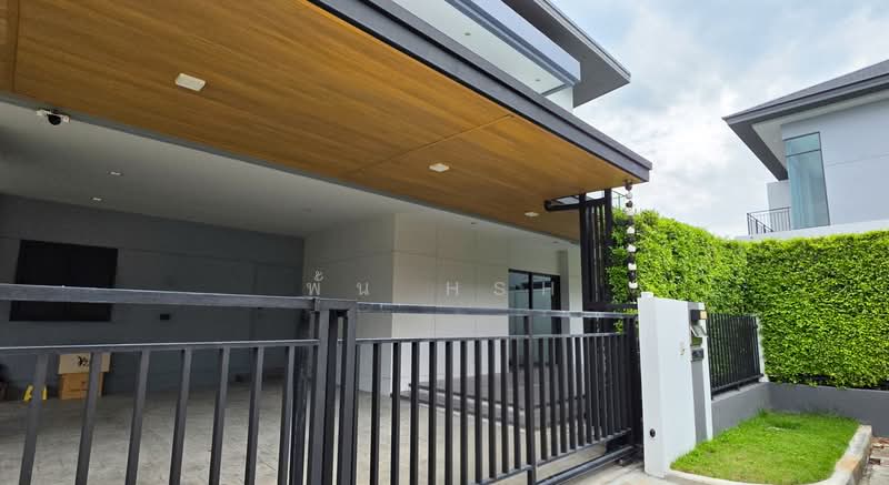Venue ID Vibhavadi – Phaholyothin, Pathum Thani, Phahonyothin Rd., Khlong Nueng Subdistrict, Khlong Luang District, Khlong Nung, Khlong Luang, Pathum Thani, 4 Bedrooms, 276 sqm, Single Detached House For Sale, by พั้น HSH, 500459740 - DDproperty.com