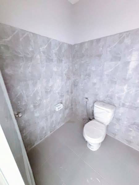 ไม่พบโครงการ, Chon Buri (Pattaya), โรบินสัน บ่อวิน 4กม., Bo Win, Si Racha, Chon Buri (Pattaya), , 238 sqm, Shophouse For Rent, by ณัฐพงศ์ สุนทรอรุณ, 500459751 - DDproperty.com