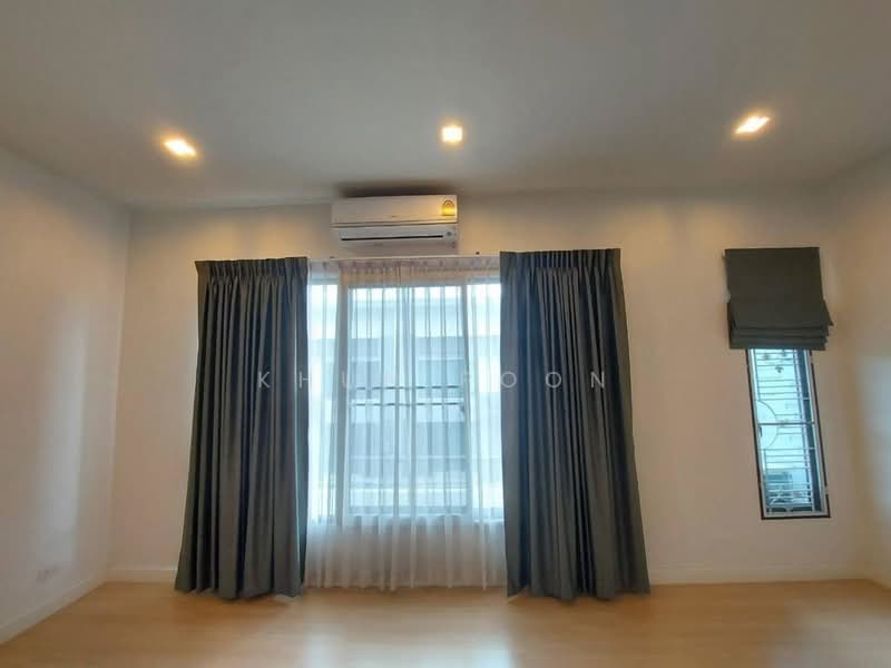Plex Bangna, Samut Prakan, 90/239 Burapha Withi Expressway, Bang Kaeo, Bang Plee, Samut Prakan, 3 Bedrooms, 220 sqm, Townhouse For Rent, by Khun Poon, 500459807 - DDproperty.com