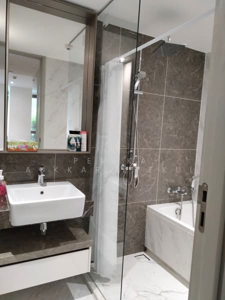 Fynn Asoke, Bangkok, 28 Sukhumvit 10 Alley, Khlong Toei, Bangkok, 1 Bedroom, 37 sqm, Condo For Sale, by Pemika Aukkaraleekul, 500459808 - DDproperty.com