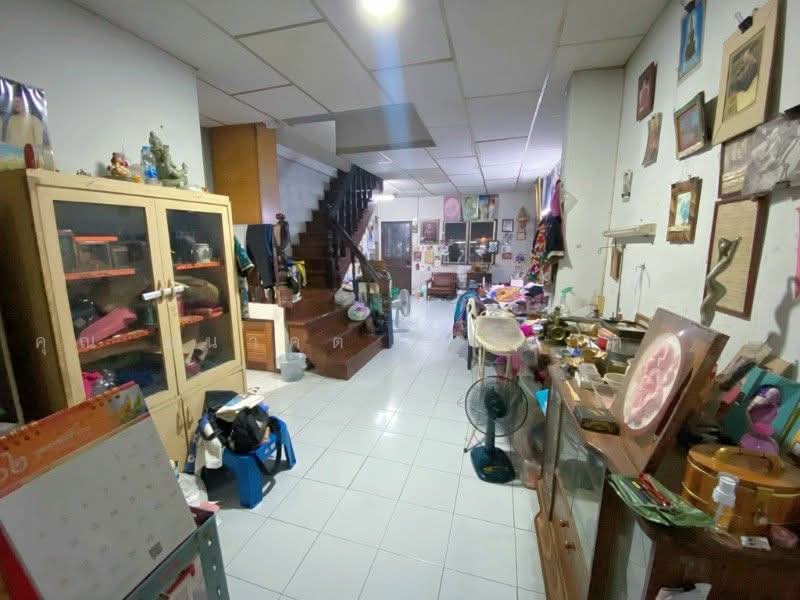 ทาวน์เฮ้าส์ ซอย เรวดี 32 หมู่บ้านสามัคคีวิลเลจ 1 ราคาถูกมาก, Nonthaburi, เรวดี, Talat Kwan, Muang Nonthaburi, Nonthaburi, 2 Bedrooms, 100 sqm, Townhouse For Sale, by คุณ อนาคต ( อนาคต ), 500459809 - DDproperty.com