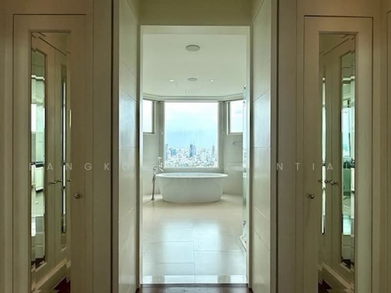 Royce Private Residences, Bangkok, 61 Soi Sukhumvit 31, Khlongtoei Nua, Watthana, Bangkok, 4 Bedrooms, 250 sqm, Condo For Rent, by Bangkok Residential, 500459814 - DDproperty.com