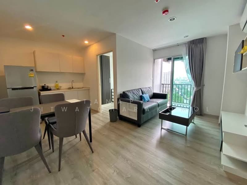Chewathai Phetkasem 27, Bangkok, 27 Phet Kasem 27 Road, Bang Wa, Phasi Charoen, Bangkok, 2 Bedrooms, 43 sqm, Condo For Rent, by Tanapat Jitwatcharakomol, 500459865 - DDproperty.com