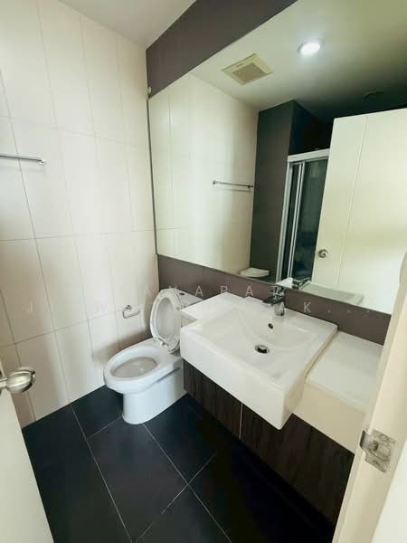 Centric Ratchada-Huai Khwang, Bangkok, Ratchadapisek Road, Huai Khwang, Bangkok, 1 Bedroom, 32 sqm, Condo For Rent, by Tanapat Jitwatcharakomol, 500459871 - DDproperty.com
