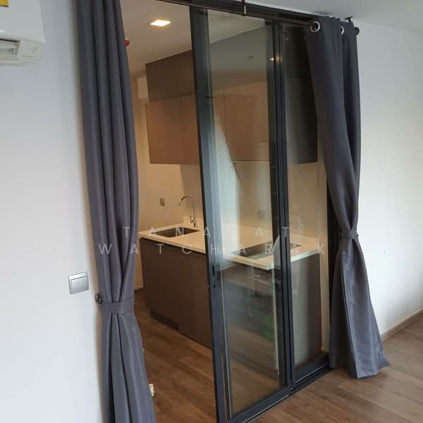 Life Ladprao Valley, Bangkok, Phaholyothin Road, Jom Phon, Chatuchak, Bangkok, 1 Bedroom, 29 sqm, Condo For Rent, by Tanapat Jitwatcharakomol, 500459904 - DDproperty.com