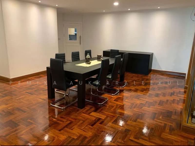 Kallista Mansion, Bangkok, 64 Soi Sukhumvit 11, Khlongtoei Nua, Watthana, Bangkok, 3 Bedrooms, 315 sqm, Condo For Sale, by Pemika Aukkaraleekul, 500459905 - DDproperty.com