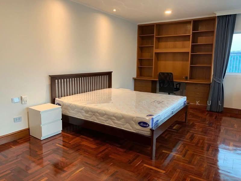 Kallista Mansion, Bangkok, 64 Soi Sukhumvit 11, Khlongtoei Nua, Watthana, Bangkok, 3 Bedrooms, 315 sqm, Condo For Sale, by Pemika Aukkaraleekul, 500459905 - DDproperty.com