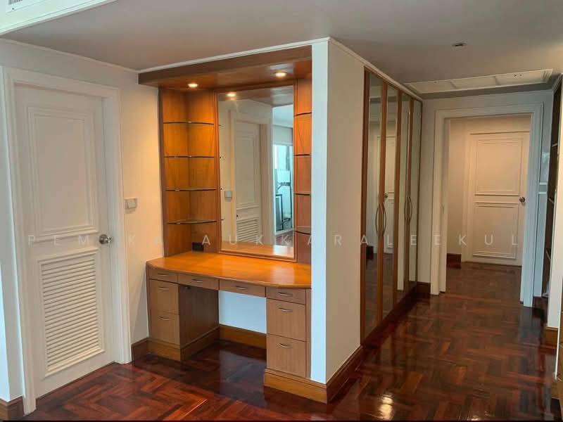 Kallista Mansion, Bangkok, 64 Soi Sukhumvit 11, Khlongtoei Nua, Watthana, Bangkok, 3 Bedrooms, 315 sqm, Condo For Sale, by Pemika Aukkaraleekul, 500459905 - DDproperty.com