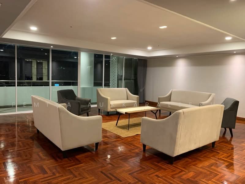 Kallista Mansion, Bangkok, 64 Soi Sukhumvit 11, Khlongtoei Nua, Watthana, Bangkok, 3 Bedrooms, 315 sqm, Condo For Sale, by Pemika Aukkaraleekul, 500459905 - DDproperty.com