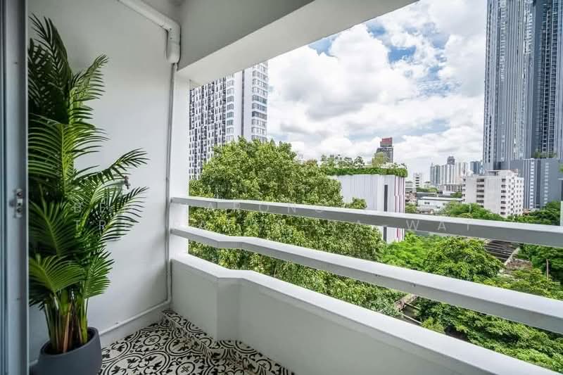 Thonglor Tower : ทองหล่อ ทาวเวอร์, กรุงเทพ, ซอยทองหล่อ, ถนนสุขุมวิท 55, คลองเตยเหนือ, วัฒนา, กรุงเทพ, 50 ตร.ม., คอนโด ให้เช่า, โดย Bencharong (Yok) Treerat-a-na-wat, 500459906 - DDproperty.com