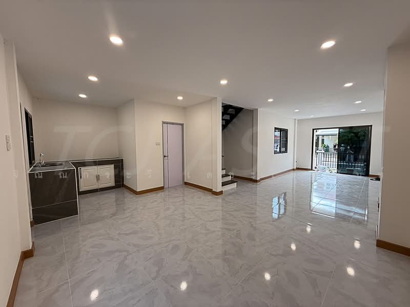 Suanluang Ville (Nirun Ville 3), Bangkok, Soi Chaloem Phrakiat Rama 9 Soi 28, Nong Bon, Prawet, Bangkok, 3 Bedrooms, 150 sqm, Single Detached House For Sale, by จิณณ์กระวี เตชะไชยนันท์, 500459919 - DDproperty.com