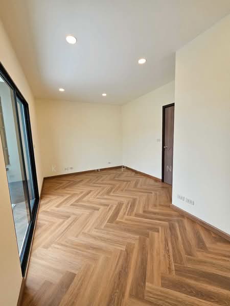 Pruksa Town Nexts Bangna Km.5, Samut Prakan, ฺBuanakarin Road, Bang Kaeo, Bang Plee, Samut Prakan, 3 Bedrooms, 120 sqm, Single Detached House For Sale, by Khun Poon, 500459920 - DDproperty.com