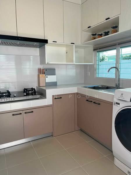 Villaggio 2 Srinakarin-Bangna, Samut Prakan, Buanakarin Road, Bang Kaeo, Bang Plee, Samut Prakan, 3 Bedrooms, 137 sqm, Single Detached House For Rent, by Khun Poon, 500459924 - DDproperty.com