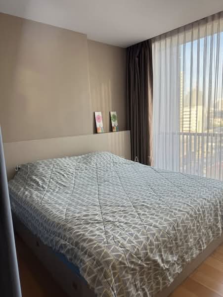 Noble Revo Silom, Bangkok, 88 Soi Surasak Surasak Road, Silom, Bang Rak, Bangkok, 1 Bedroom, 34 sqm, Condo For Rent, by Tanapat Jitwatcharakomol, 500459932 - DDproperty.com