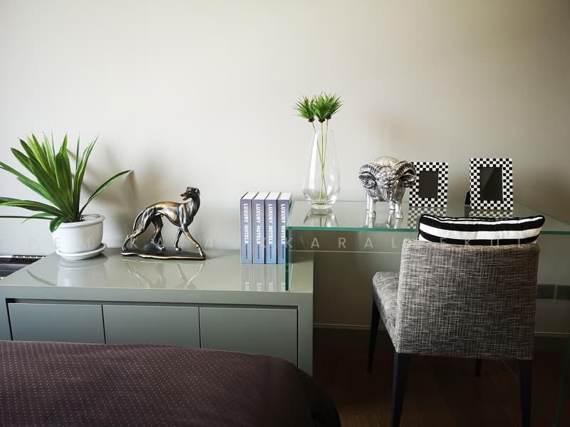 M Silom, Bangkok, 26 Narathiwas Ratchanakarin Road, Suriyawong, Bang Rak, Bangkok, 1 Bedroom, 52 sqm, Condo For Sale, by Pemika Aukkaraleekul, 500459935 - DDproperty.com