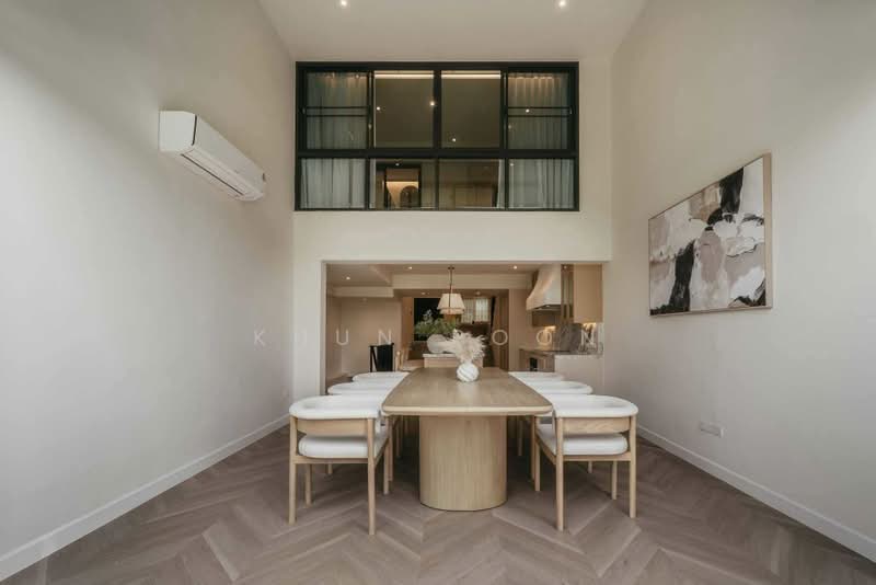 Townhome for Rent – Prime Ekkamai–Thonglor Location, Walking Distance to BTS Phra Khanong (SPSSR339), Bangkok, Phra Kanong, Khlong Toei, Bangkok, 5 Bedrooms, 350 sqm, Townhouse For Rent, by Khun Poon, 500459945 - DDproperty.com