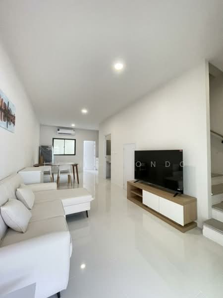 Altitude Kraf Bangna, Samut Prakan, 159 Moo 12, Liap Klong Luang Phaeng Road, Bang Kaeo, Bang Plee, Samut Prakan, 2 Bedrooms, 90 sqm, Townhouse For Rent, by Living Condo, 500459962 - DDproperty.com