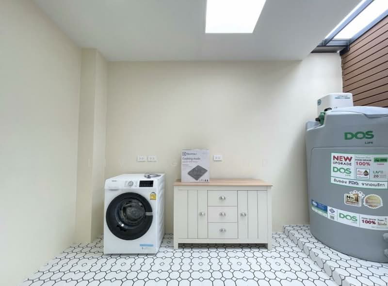 Altitude Kraf Bangna, Samut Prakan, 159 Moo 12, Liap Klong Luang Phaeng Road, Bang Kaeo, Bang Plee, Samut Prakan, 2 Bedrooms, 90 sqm, Townhouse For Rent, by Living Condo, 500459962 - DDproperty.com
