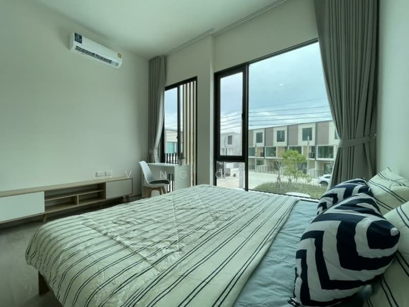 Altitude Kraf Bangna : อัลติจูด คราฟ บางนา, สมุทรปราการ, 159 หมู่ 12 ถนน เลียบคลองหลวงแพ่ง, บางแก้ว, บางพลี, สมุทรปราการ, 90 ตร.ม., ทาวน์เฮ้าส์ ให้เช่า, โดย Living Condo, 500459962 - DDproperty.com